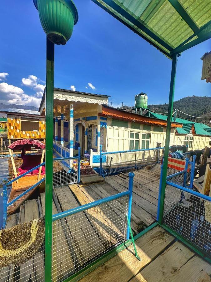 Lalarukh Group Of Houseboats Hotel Srinagar  Luaran gambar