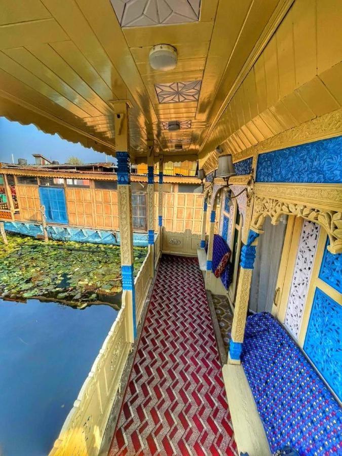 Lalarukh Group Of Houseboats Hotel Srinagar  Luaran gambar