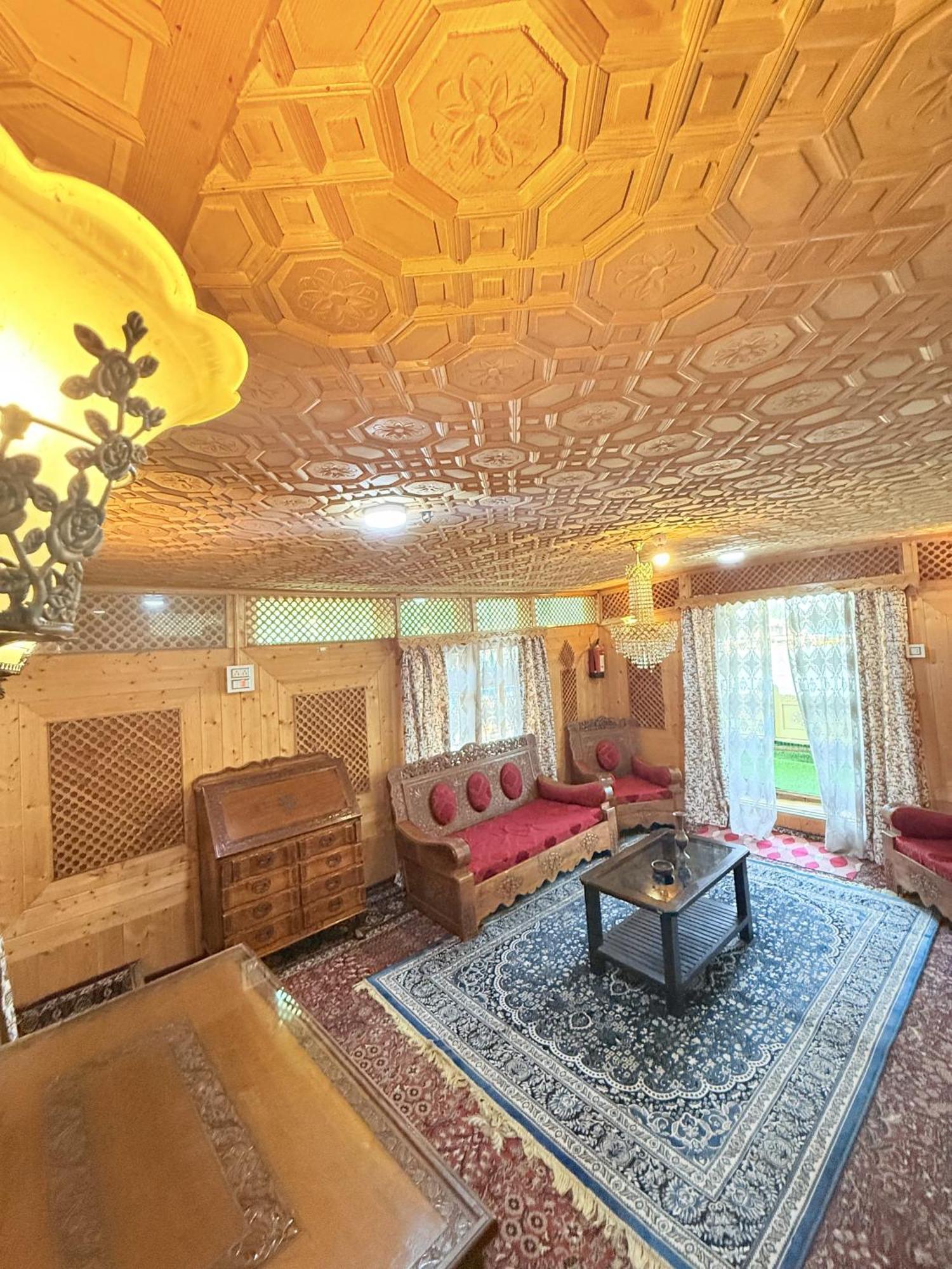 Lalarukh Group Of Houseboats Hotel Srinagar  Luaran gambar